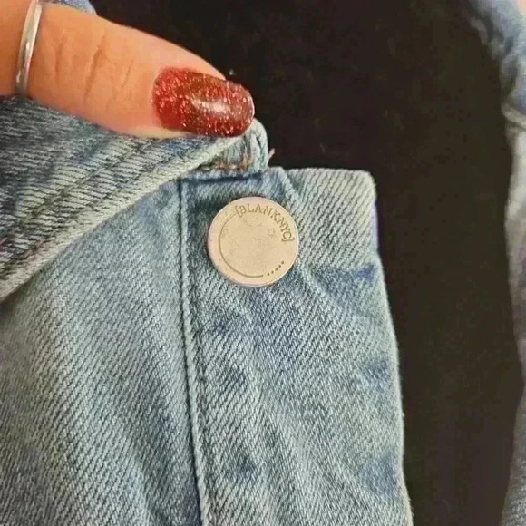 Blank NYC Women's Light Wash Distressed Denim Jacket S - Picture 10 of 15